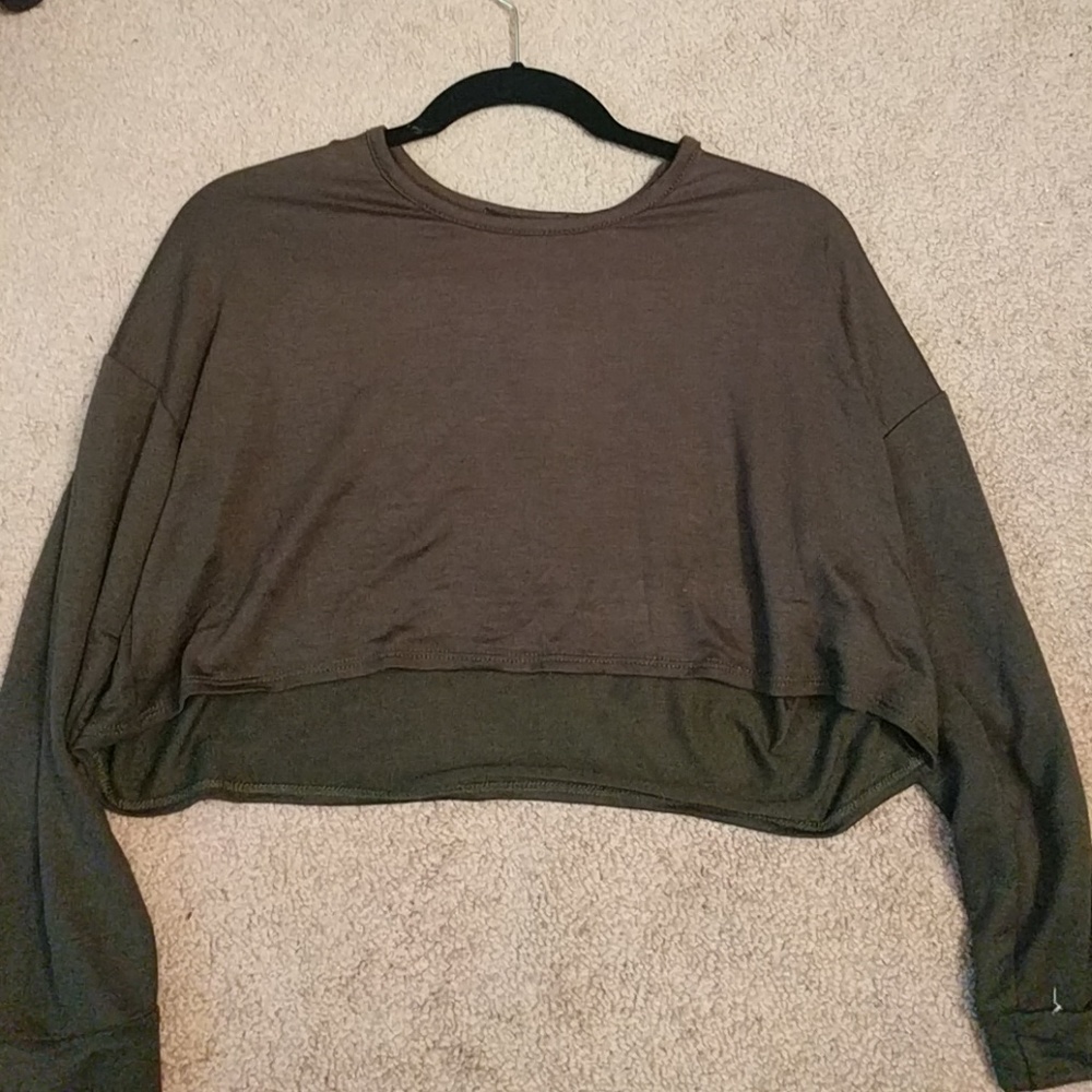 Crop top